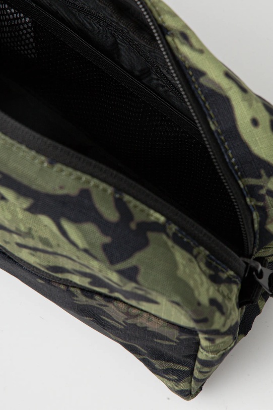 Accessori Oakley borsa da toilette FOS901046 verde