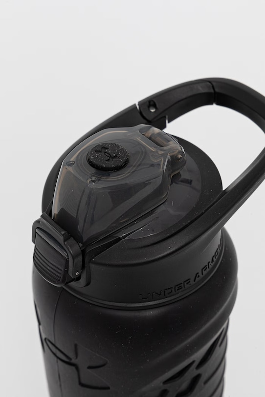 Under Armour butelka UA71090 czarny SS26