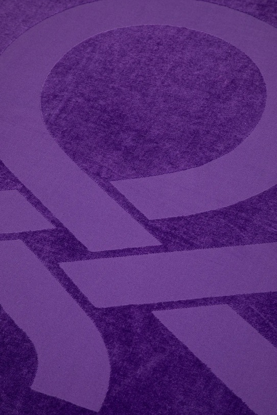 Bavlnený uterák United Colors of Benetton 6H832801A fialová SS25