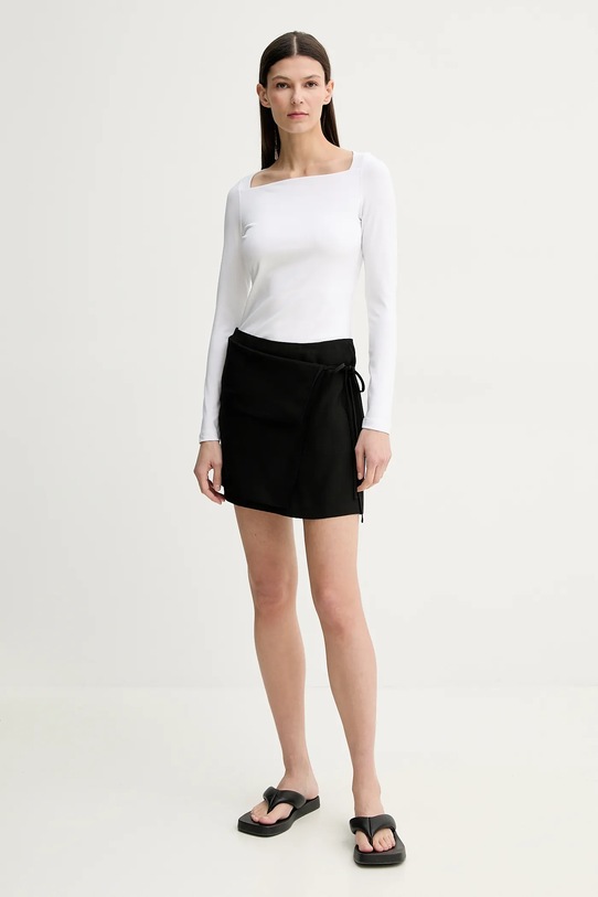 Remain longsleeve 502926400 biały SS25