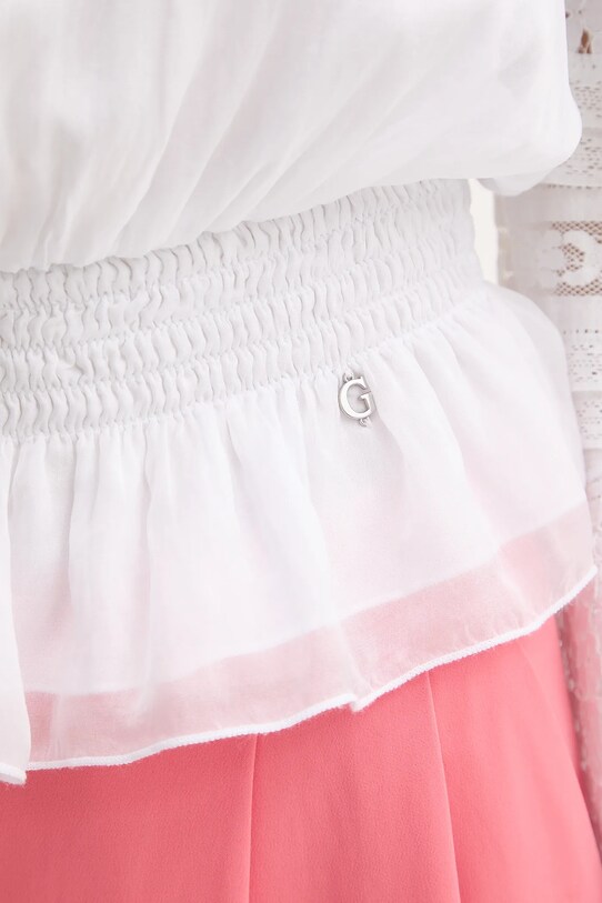 Μπλούζα με μείγμα μεταξιού Guess AUDREY W5GH0S.WE550 λευκό