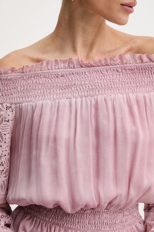 Guess bluzka z domieszką jedwabiu AUDREY W5GH0S.WE550 różowy