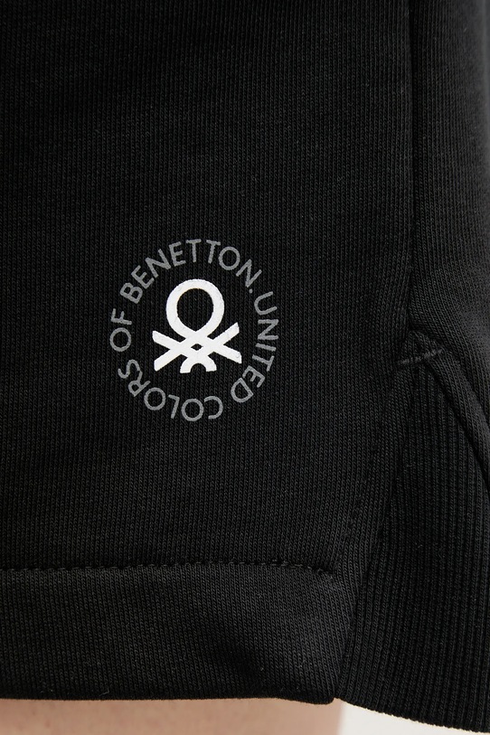 Šortky United Colors of Benetton čierna 31NB3900Q