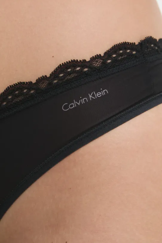 Oblečenie Brazílske nohavičky Calvin Klein Underwear LV00QD5270 čierna