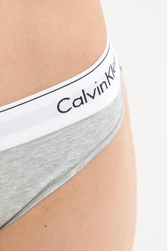 Odzież Calvin Klein Underwear figi LV00QF8319 szary
