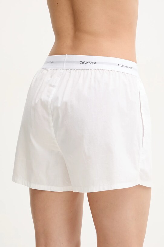 Хлопковые пижамные шорты Calvin Klein Underwear LV00QS7411 белый SS25