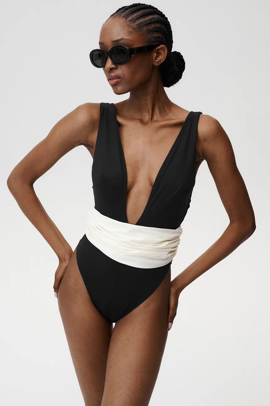 Jednodielne plavky Undress Code Aura Swimsuit 937 čierna