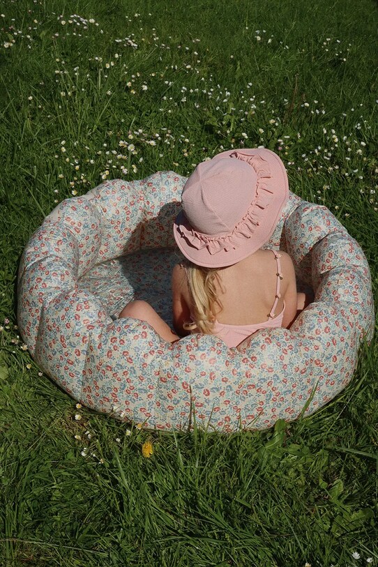 Konges Sløjd costum de baie dintr-o bucată pentru copii FLEURI SWIMSUIT KS102628
