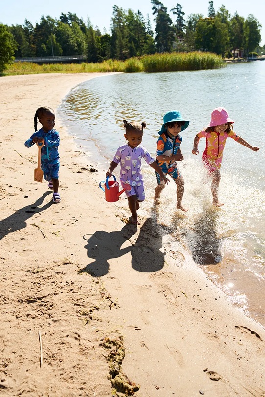 Reima kostium kąpielowy dziecięcy Vesihiisi 5200137D.G.PPYA