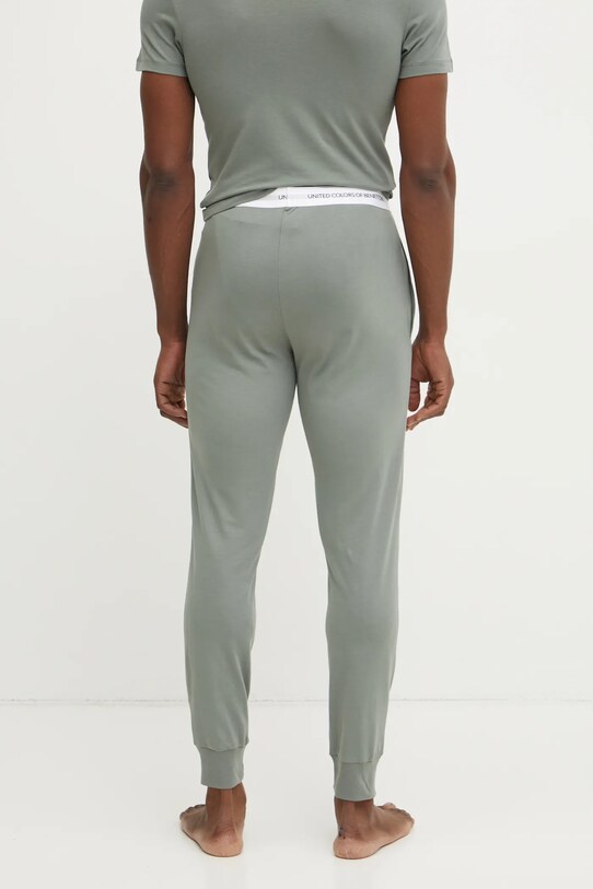 Oblečení Bavlněné pyžamové kalhoty United Colors of Benetton 30964F00V zelená
