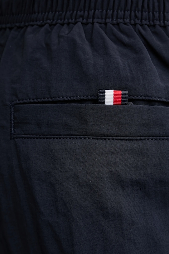 Tommy Hilfiger fürdőnadrág sötétkék UM0UM03474