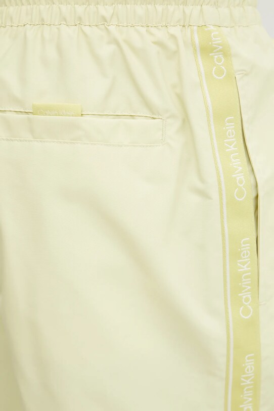 Calvin Klein szorty kąpielowe żółty KM0KM01109