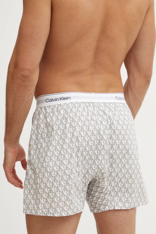 Oblačila Bombažne pižama kratke hlače Calvin Klein Underwear LV00NM2831 bela