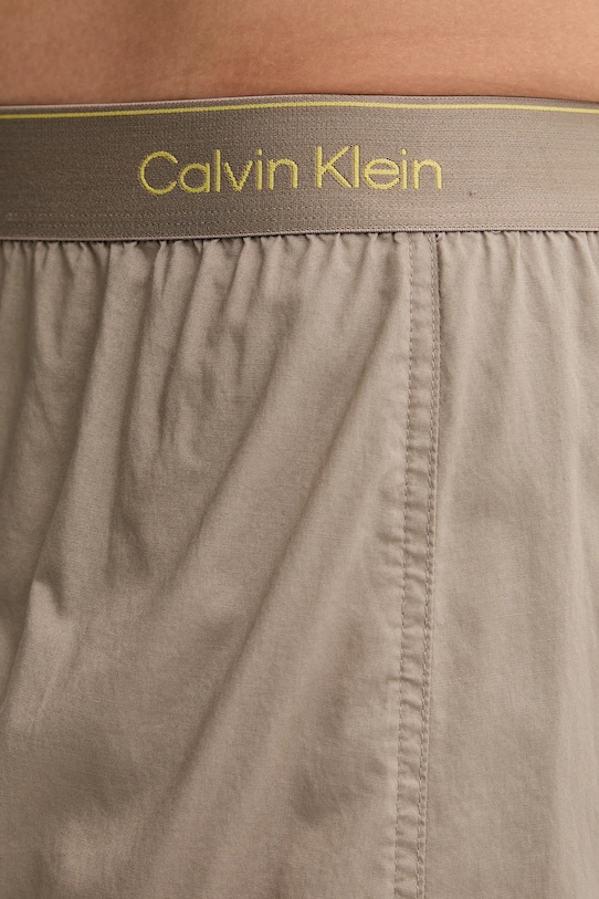 Oblečení Bavlněné pyžamové šortky Calvin Klein Underwear LV00NM2831 béžová