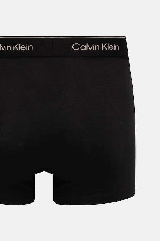 Calvin Klein Underwear priliehavé pánske boxerky 3-pak LV00NB4286