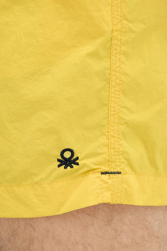United Colors of Benetton szorty kąpielowe żółty 5YLF6X00V