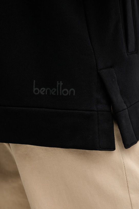 Памучен суичър United Colors of Benetton 3UNID500R черен