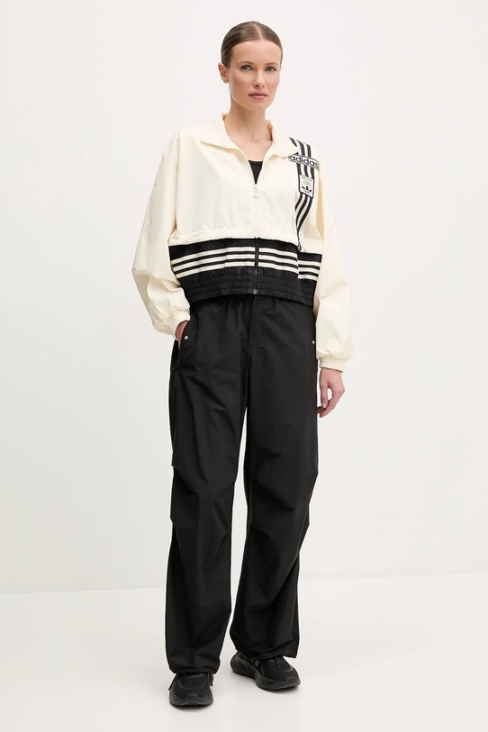 Îmbrăcăminte adidas Originals geacă Woven Track Top JD0096 bej