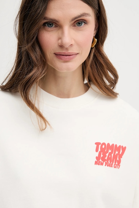 Bavlnená mikina Tommy Jeans biela DW0DW21345