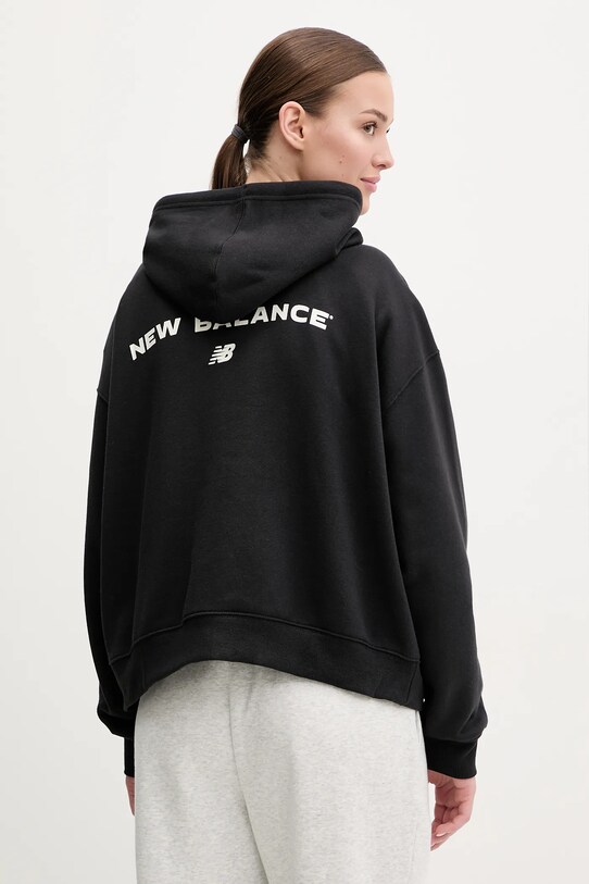 Abbigliamento New Balance felpa WT51518BK nero