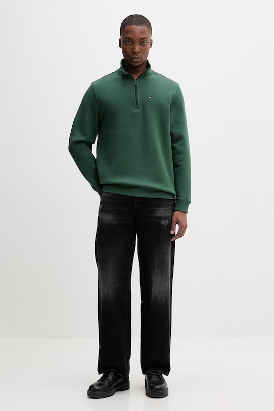 Tommy Jeans bluza męska z bawełną DM0DM20339 zielony SS26