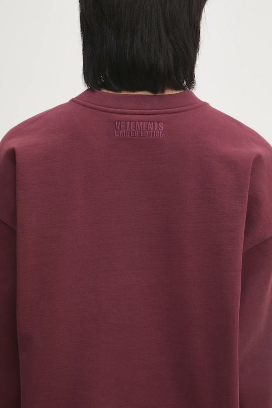 Dukserica VETEMENTS Oval Logo Cropped Boxy UA66CW600R bordo