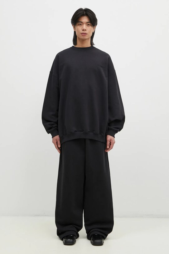 Кофта VETEMENTS Embroidered Logo Oversized UA66CW640B чёрный SS25