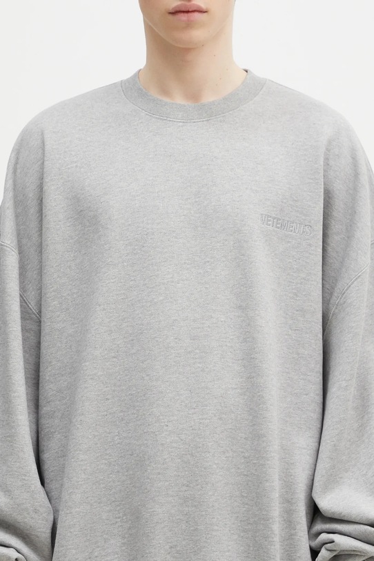 Dukserica VETEMENTS Embroidered Logo Oversized siva UA66CW640G