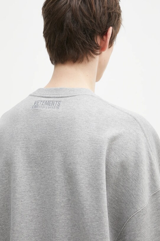 VETEMENTS felpa Embroidered Logo Oversized UA66CW640G grigio