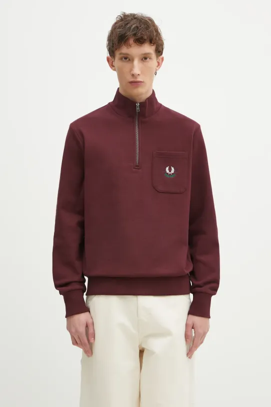Βαμβακερή μπλούζα Fred Perry απλικέ μπορντό M9847.K22