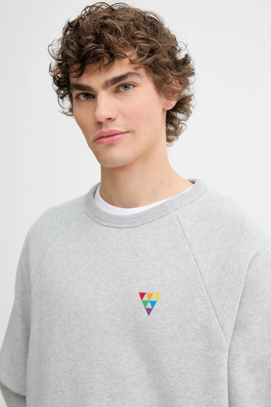 Bavlnená mikina Levi's PRIDE RELAXED CREW sivá 002FC