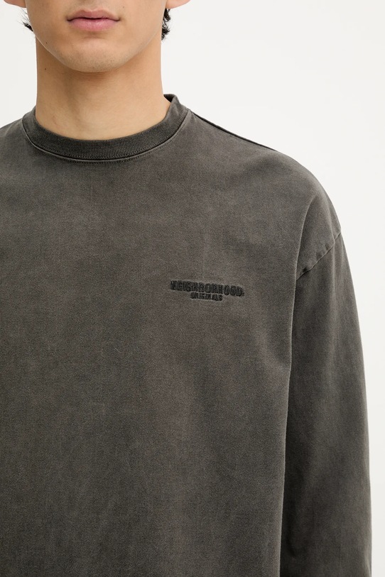 Хлопковый лонгслив NEIGHBORHOOD Pigment Dyed Crewneck Ls серый 251FPNH.CSM12
