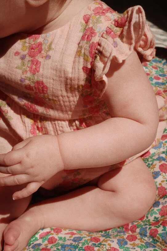 Βρεφικά βαμβακερά φορμάκια Konges Sløjd COCO FRILL ROMPER GOTS KS102275