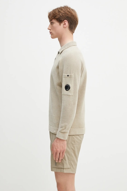 C.P. Company sweter bawełniany 18CMKN070A005687G beżowy SS25