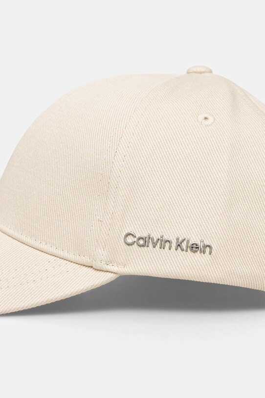 Bavlněná baseballová čepice Calvin Klein K60K612910 béžová SS25