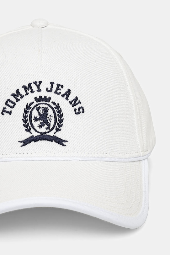 Tommy Jeans șapcă de baseball din bumbac AW0AW17315 alb SS25