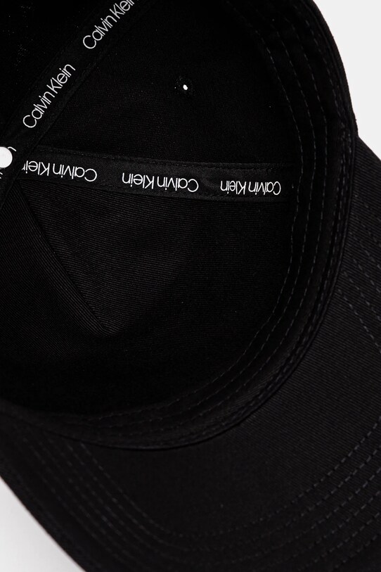 Dodatki Bombažna bejzbolska kapa Calvin Klein Jeans LV04K5027G črna