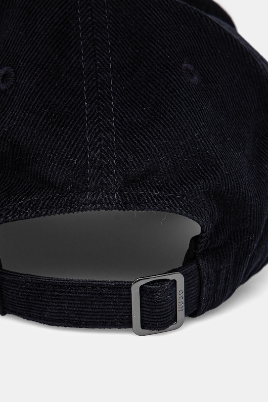 Accesorii HUGO șapcă de baseball din catifea 50533412 bleumarin