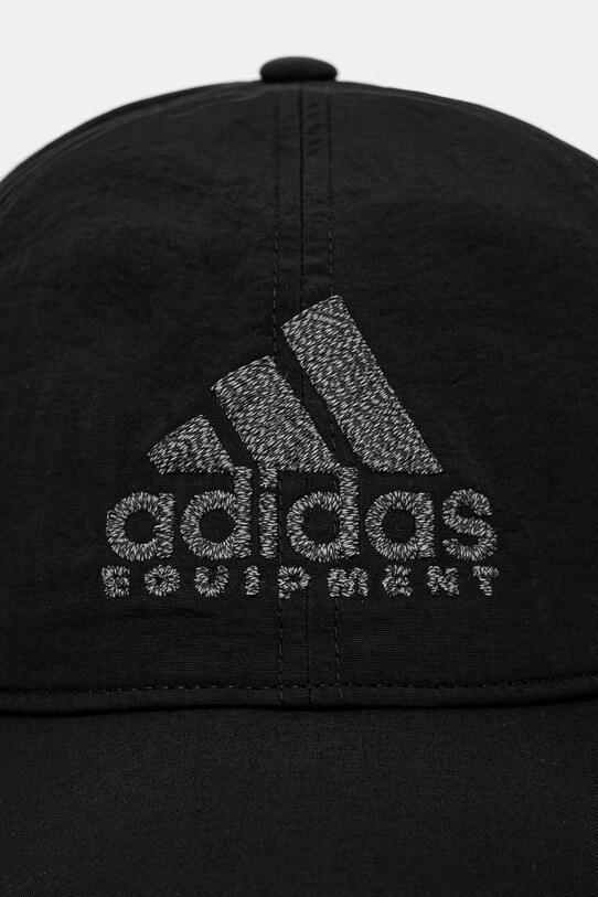 Шапка с козирка adidas Originals Equipment Cap JM4712 черен SS25