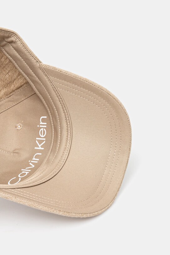 Шапка с козирка Calvin Klein бежов K50K512978