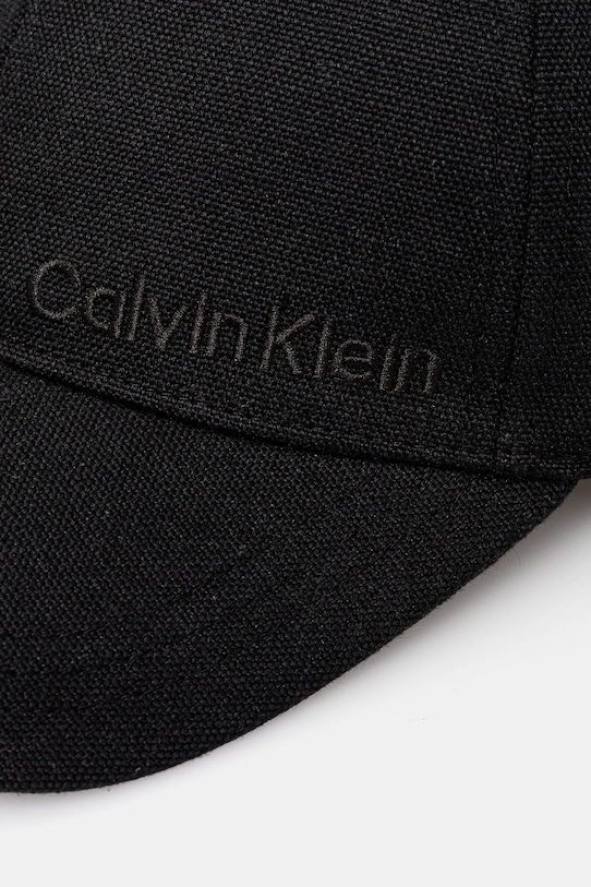 Шапка с козирка Calvin Klein K50K512978 черен SS25