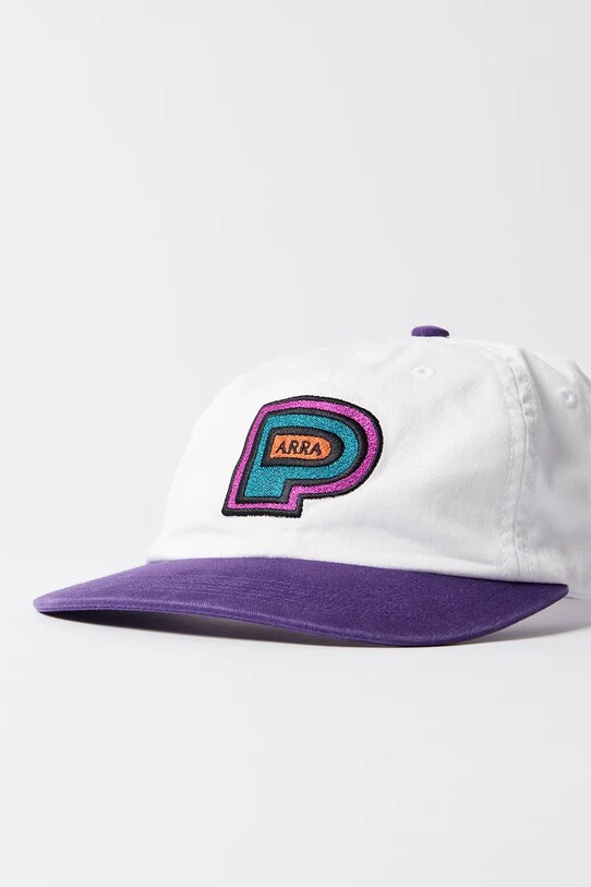 Шапка с козирка by Parra Repeat pea 53470 виолетов SS25