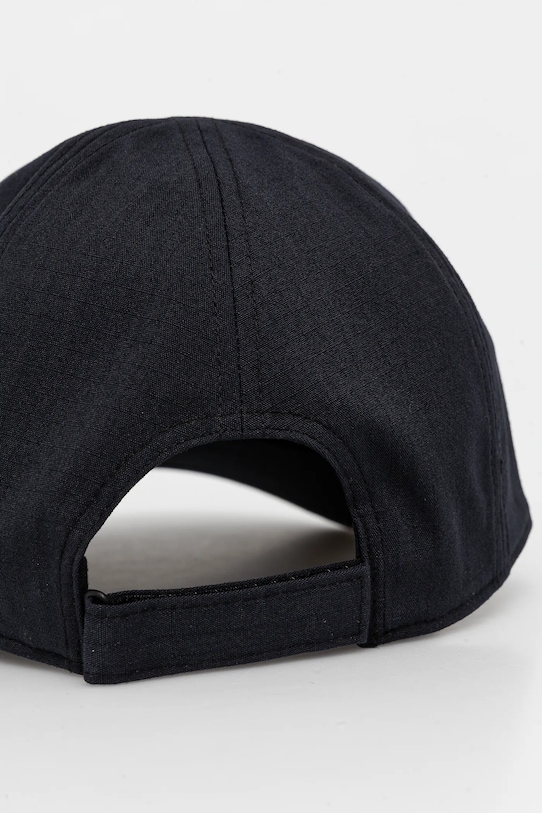 Under Armour sapca 1373111 negru SS25