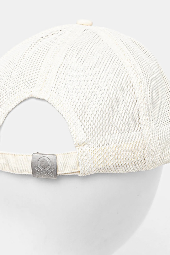 Akcesoria United Colors of Benetton czapka z daszkiem 6QNGUA01D beżowy