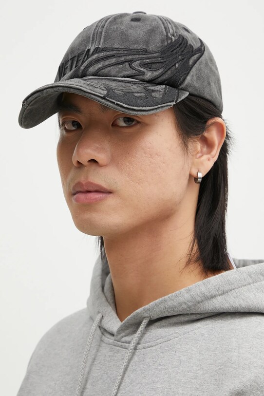 VETEMENTS baseball cap Flame Logo