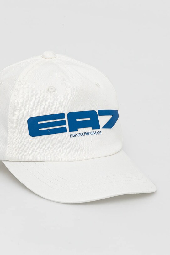 Памучна шапка с козирка EA7 Emporio Armani AF13644.7X000053 бял SS25