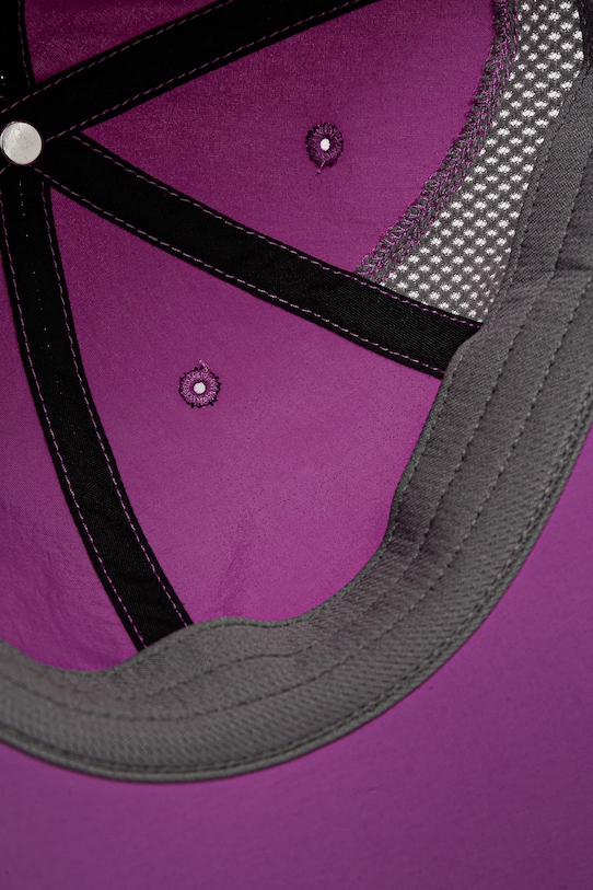 Columbia czapka z daszkiem fioletowy 2121071