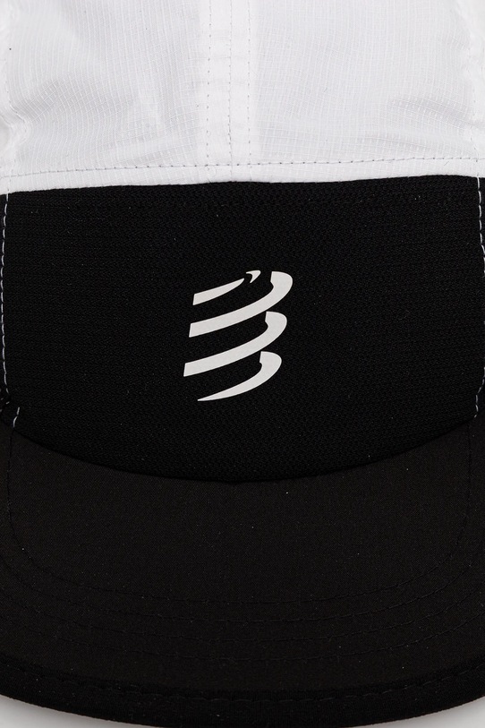Compressport șapcă 5 Panel Light alb XHWU736