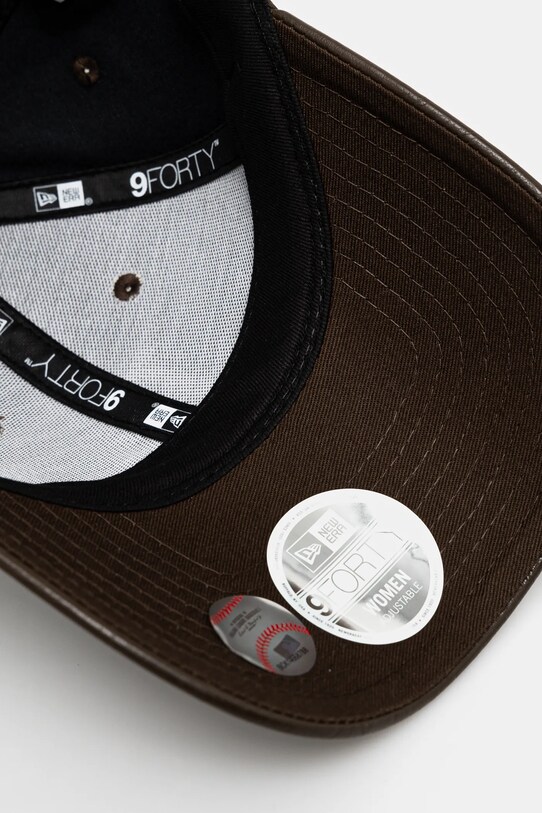 New Era czapka z daszkiem bawełniana brązowy 60595392