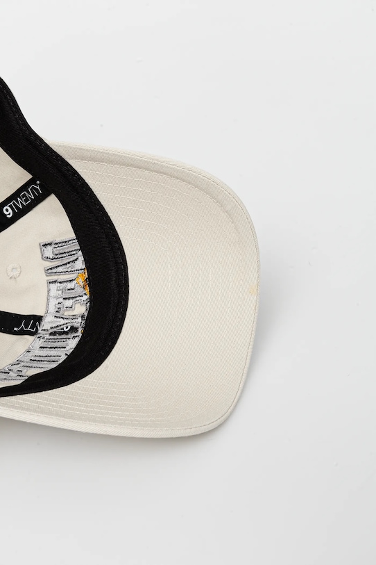 New Era czapka z daszkiem bawełniana beżowy 60595282